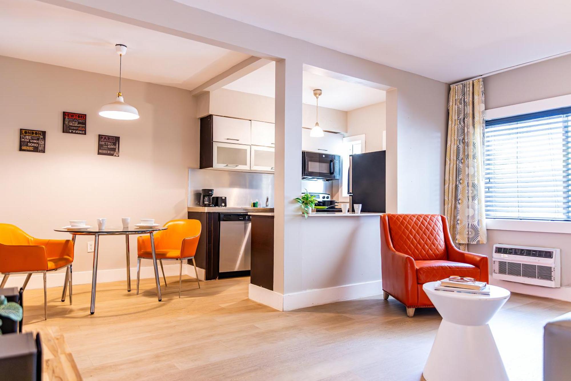 Beachside All Suites Hotel Маями Бийч Екстериор снимка