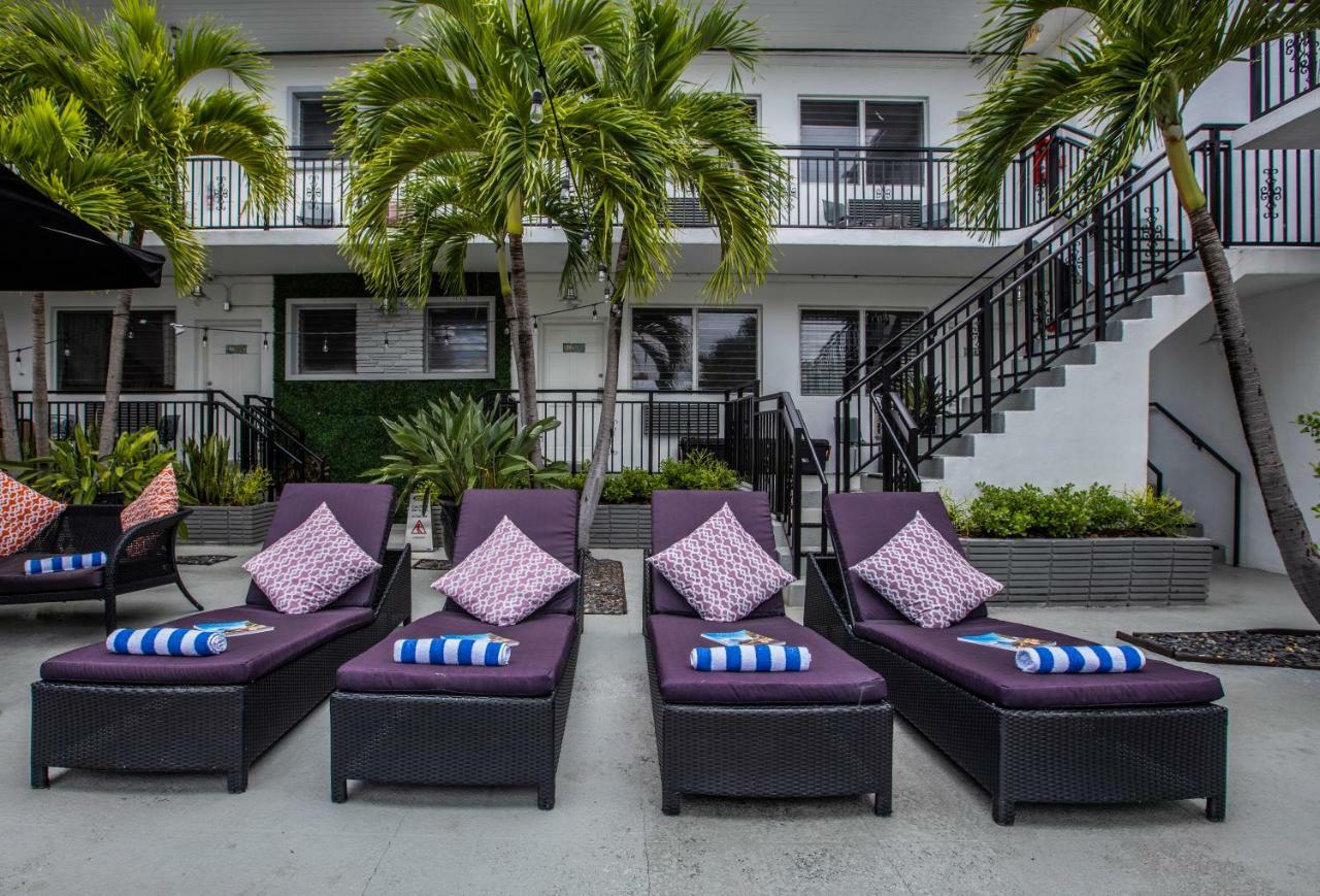 Beachside All Suites Hotel Маями Бийч Екстериор снимка