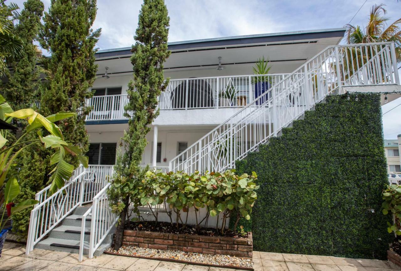 Beachside All Suites Hotel Маями Бийч Екстериор снимка